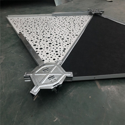 Clip triangular del techo de aluminio del metal 1200X1200X1200 en el techo de aluminio del panel