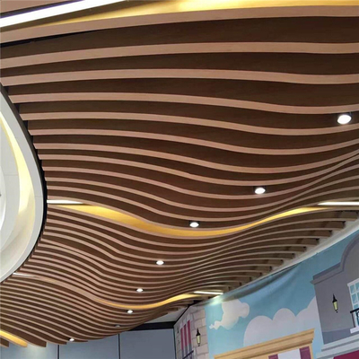 Diseño interior de aluminio del techo del bafle del diseño 1.5m m del techo de la onda
