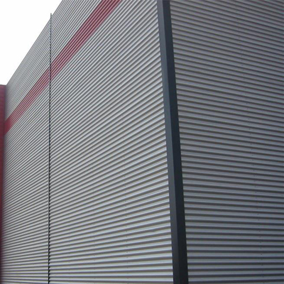 La pared externa 800x800 acanaló los agujeros de aluminio del gris de plata 8m m de los paneles