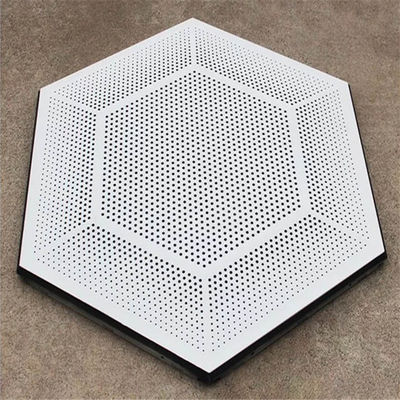 Techo metálico de aluminio perforado 462x462x462x462x462x462, loseta de techo hexagonal con color blanco