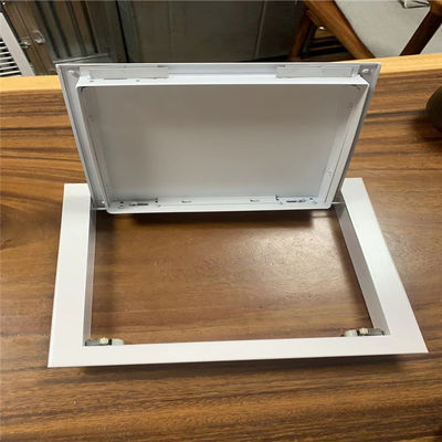600*600 Panel de acceso suspendido al techo Cerradura de empuje para pared del techo