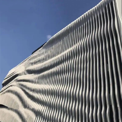 cortina de aluminio del revestimiento de la pared de las fachadas del edificio del metal del bafle de la onda de 6000m m