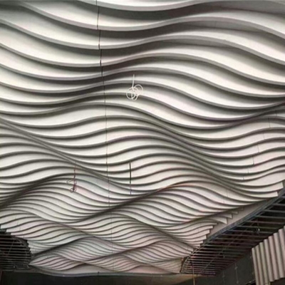Techo acústico Fachadas de edificios de metal Techo de onda deflector de aluminio