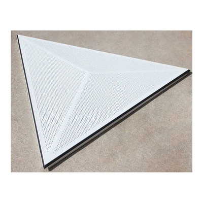 clip de aluminio del techo del metal de 1200x1200x1200m m en techo del triángulo del metal 3D