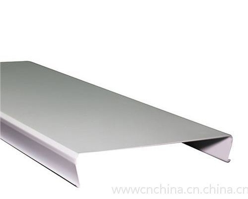 Color adaptable del metal de la tira de U del grueso de aluminio del techo 0.8m m