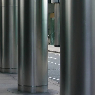 Grueso de aluminio del panel de revestimiento de la columna del color del final negro de la rayita 2.85m m