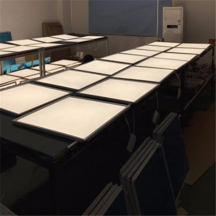 600x600mm luz de techo LED de aluminio oficina de marco