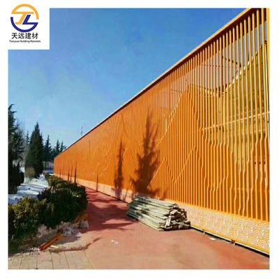 Cubo de aluminio en forma de U Tamaños personalizados Panel de madera de Acp Revestimiento PE